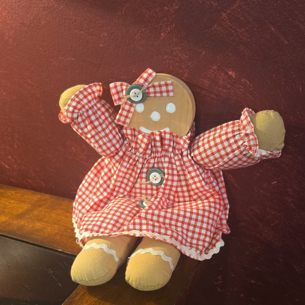 Vintage Wooden Christmas Gingerbread Girl